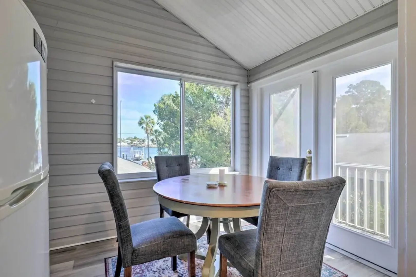 Charming Port Richey Retreat w/ Shared Dock
