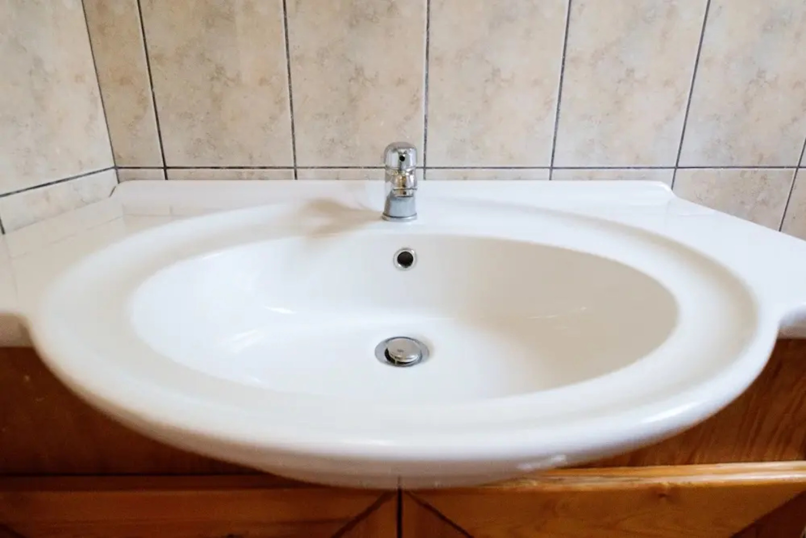 Chill & Relax Home with Pool near Beach