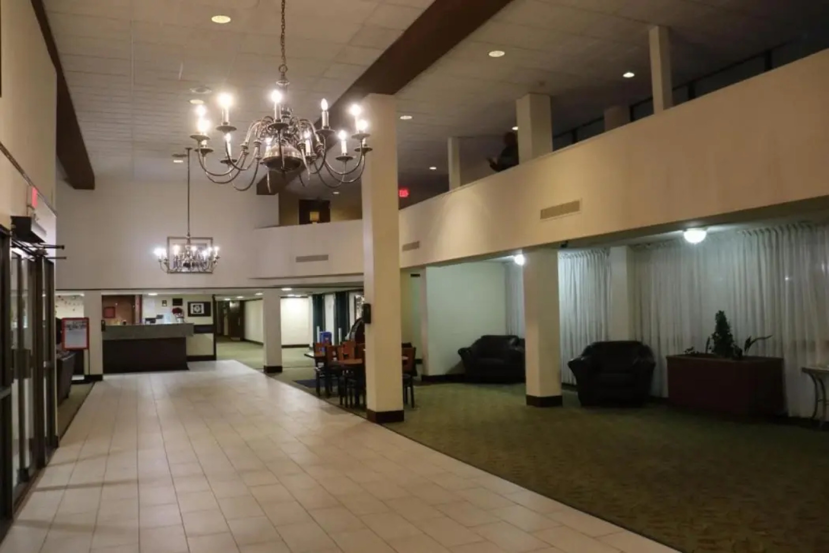 Clarion Hotel & Conference Center Lansing West