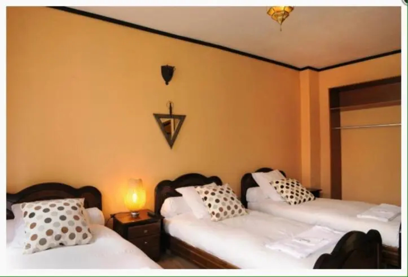 Chambre D'hôtes Restaurant Anzi