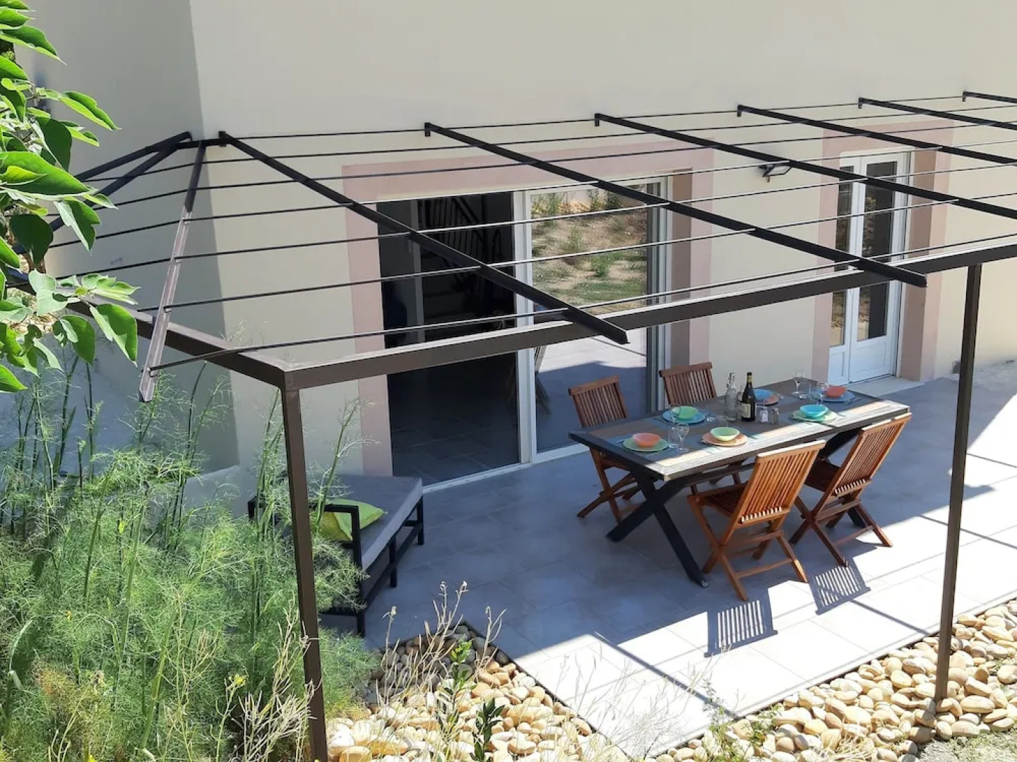 A 2 pas des vignes numero 7