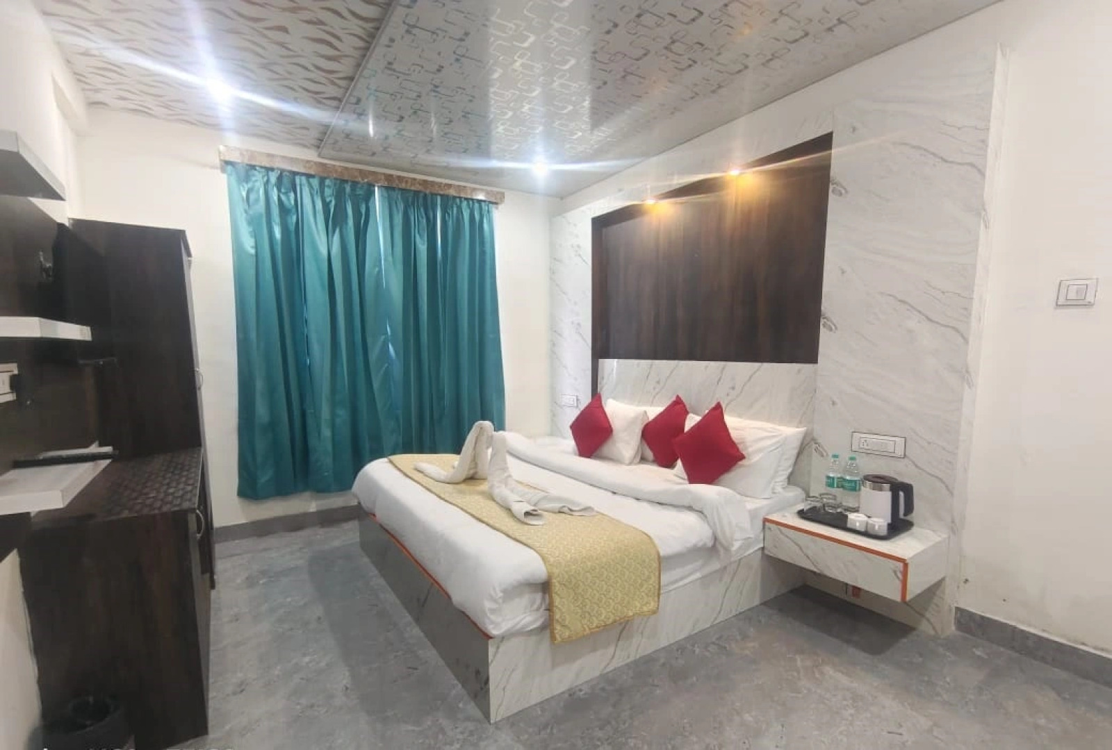 Firsthalt Xpress Nu & Vs Block Badrinath