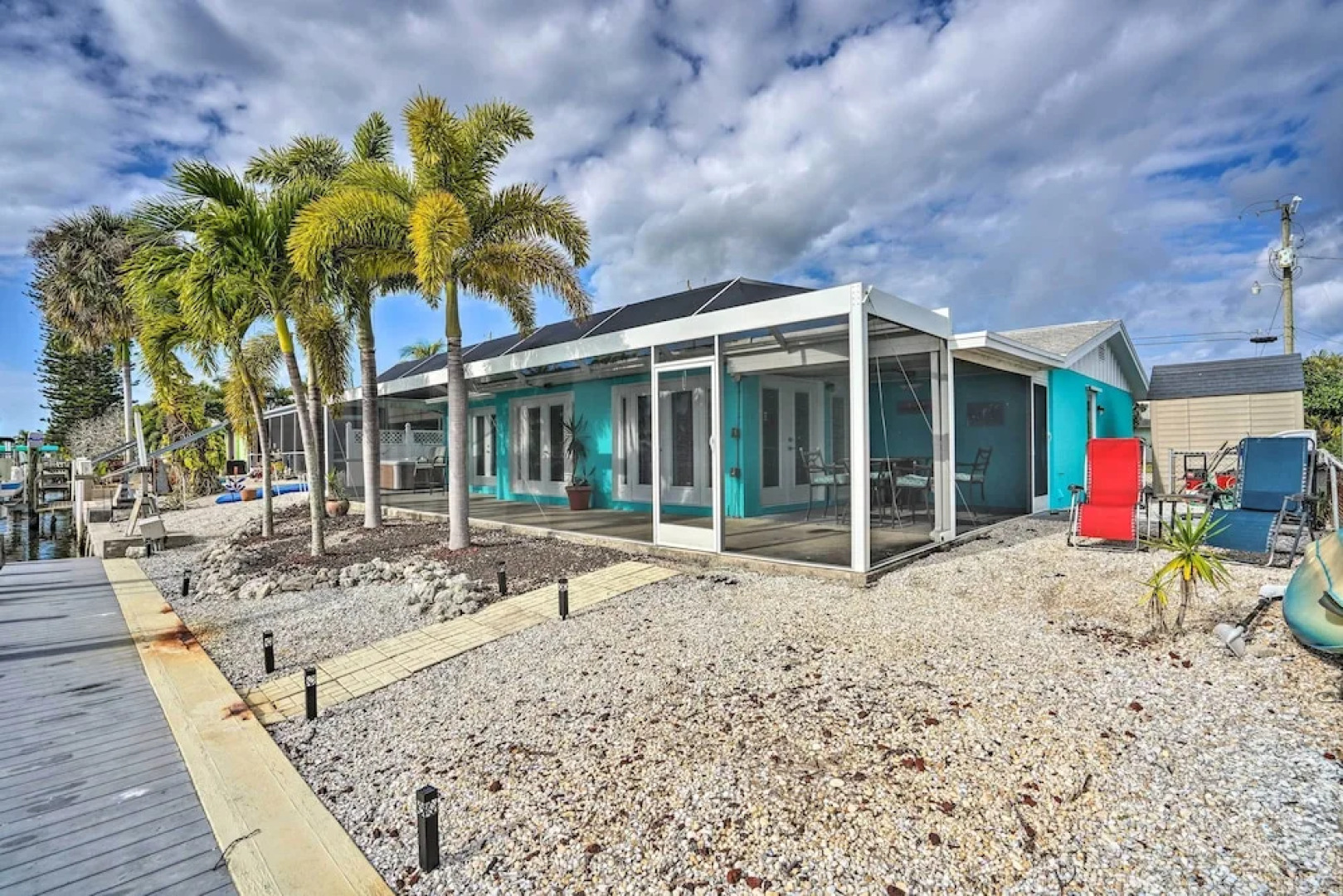 Waterfront Matlacha Home w/ Hot Tub & Grill!