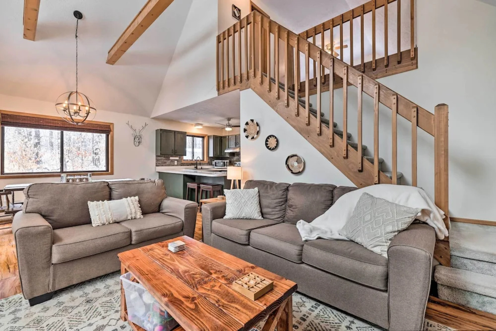 Walk to Arrowhead Lake: Cabin w/ Private Hot Tub!