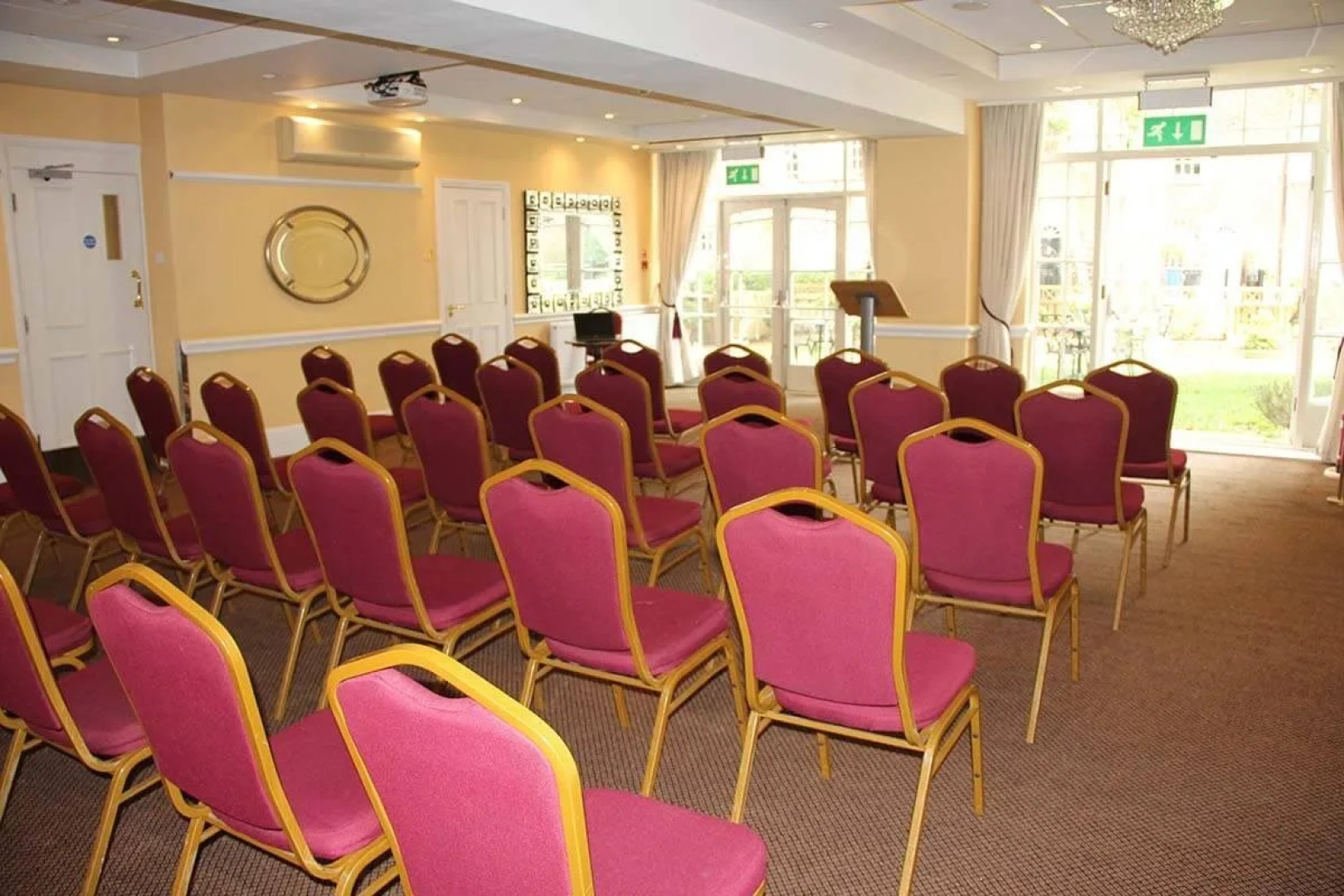 The Royal Adelaide Hotel