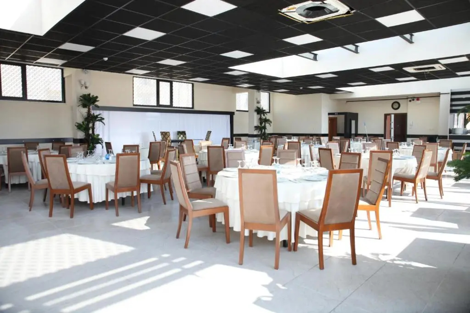 EMSA Palace Hotel
