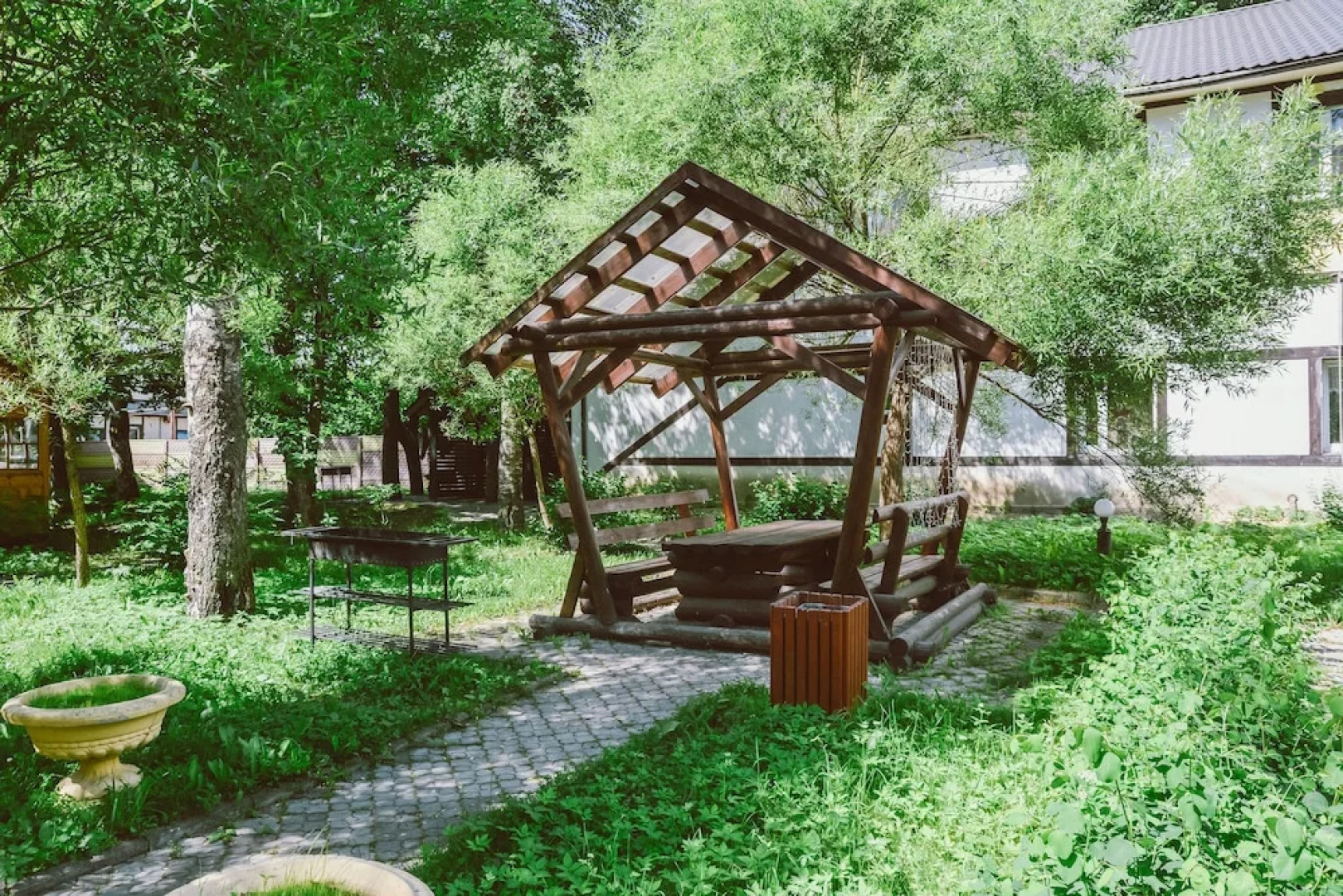 Загородный отель «Хвойный»