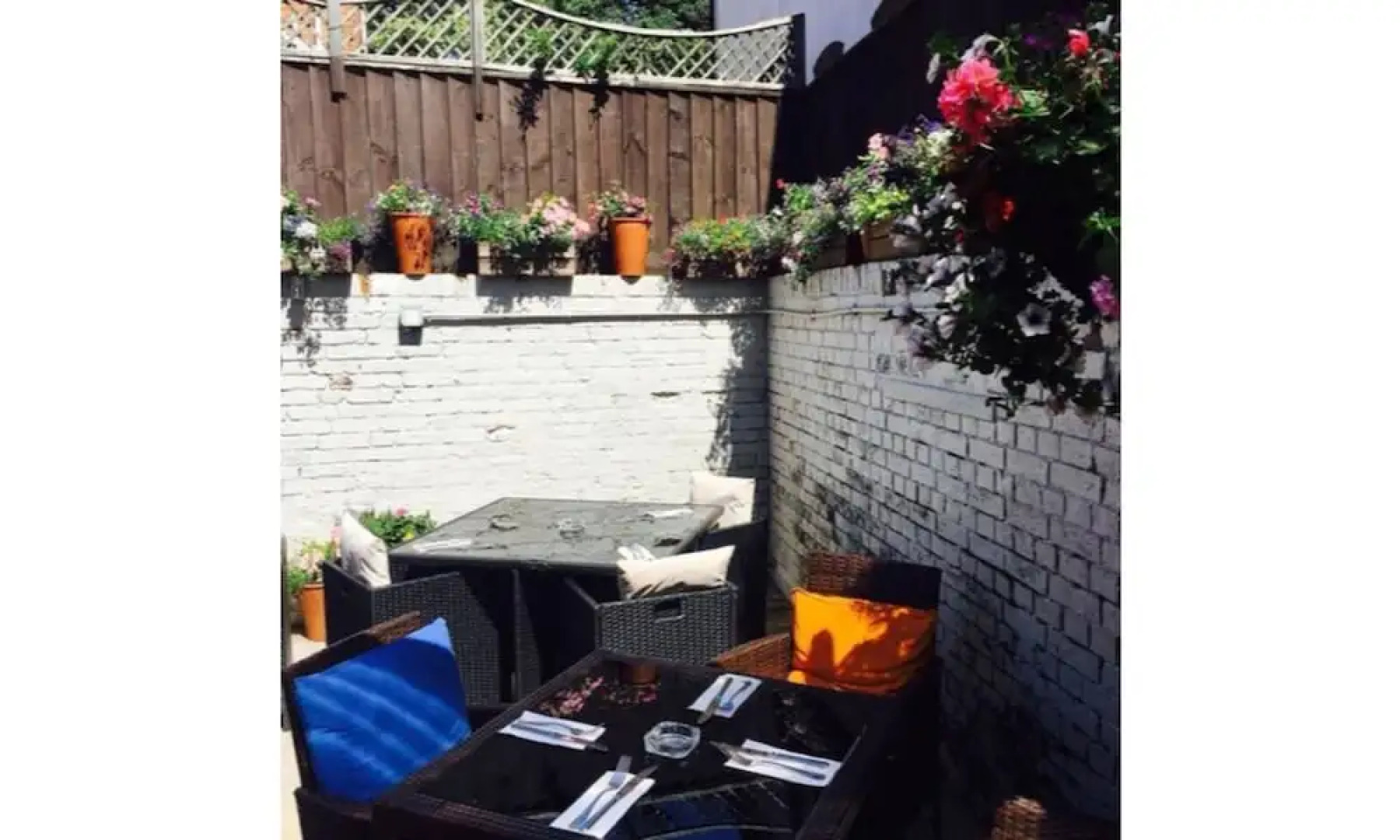 The Lion Hotel - Pub & Restaurant