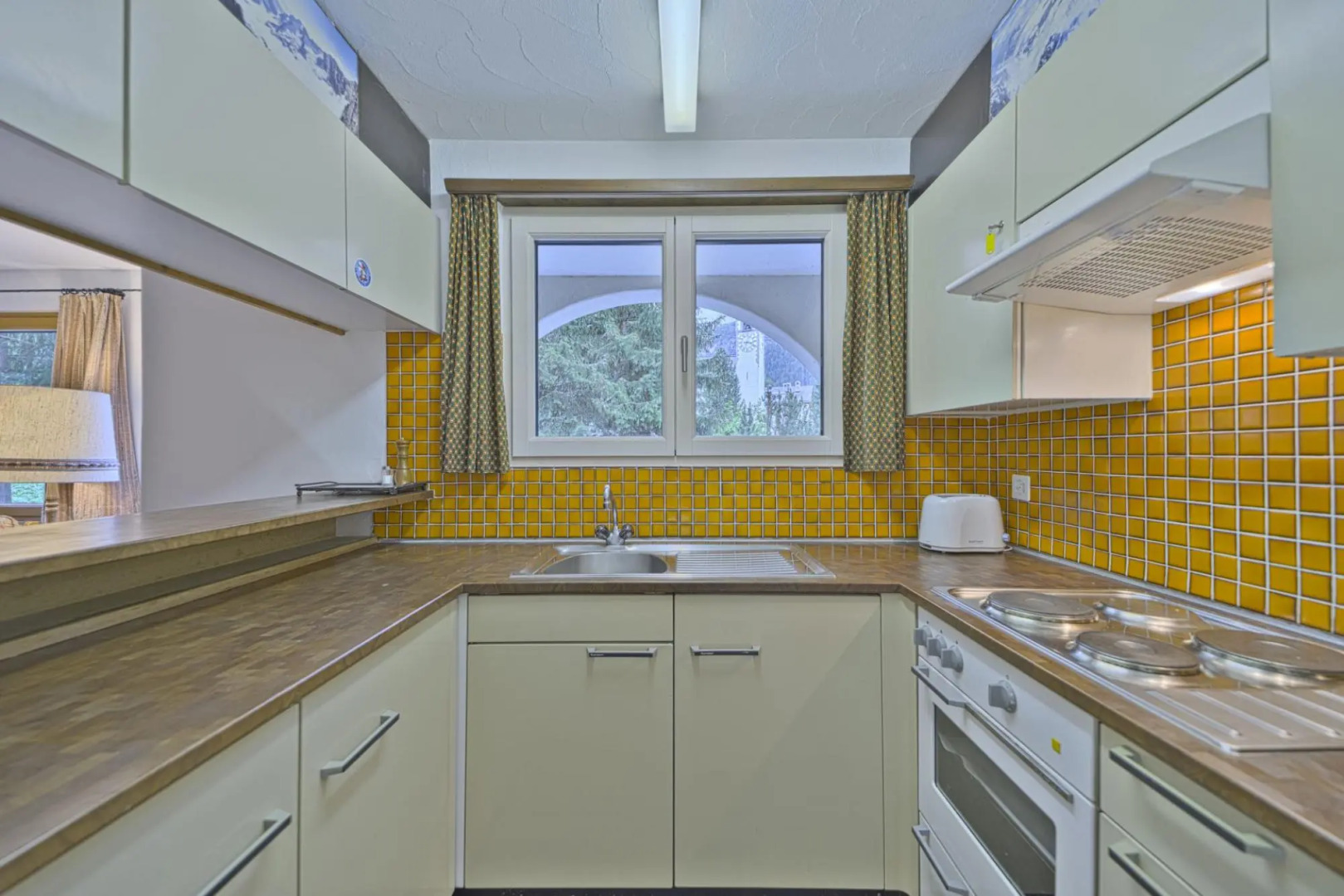 Chesa Tussilago - La Punt-Chamues-ch