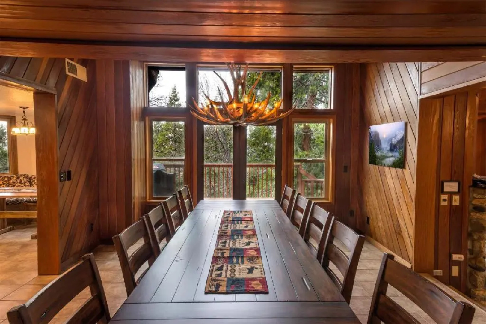 Four Seasons - 3br/4ba Holiday Home