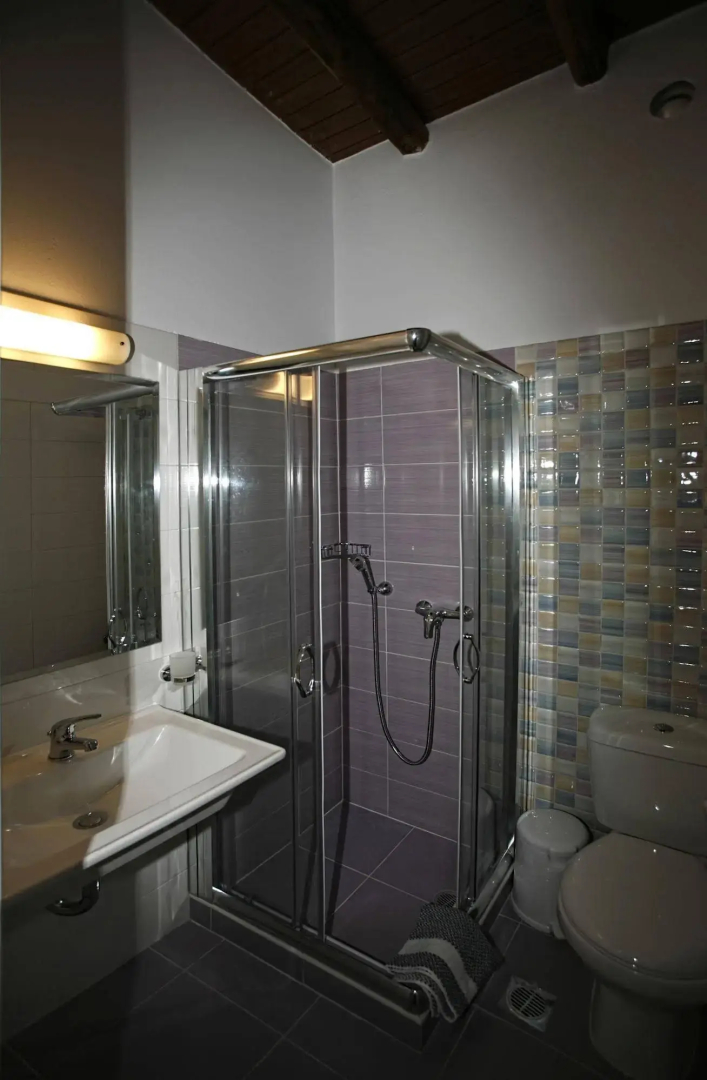 Paradise Rooms