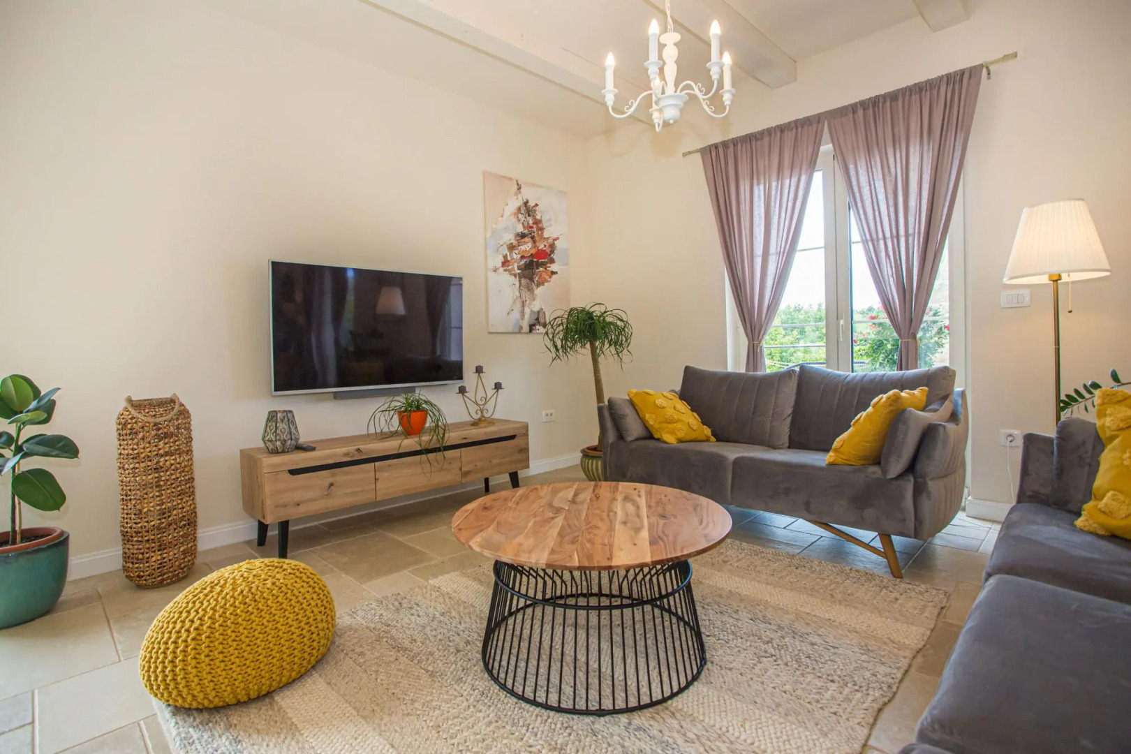 Vita 5 in Visnjan with 4 bedrooms and 4 bathrooms