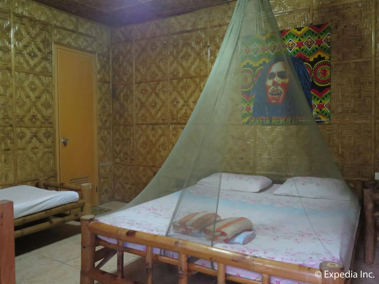 Mystic Divers Guesthouse