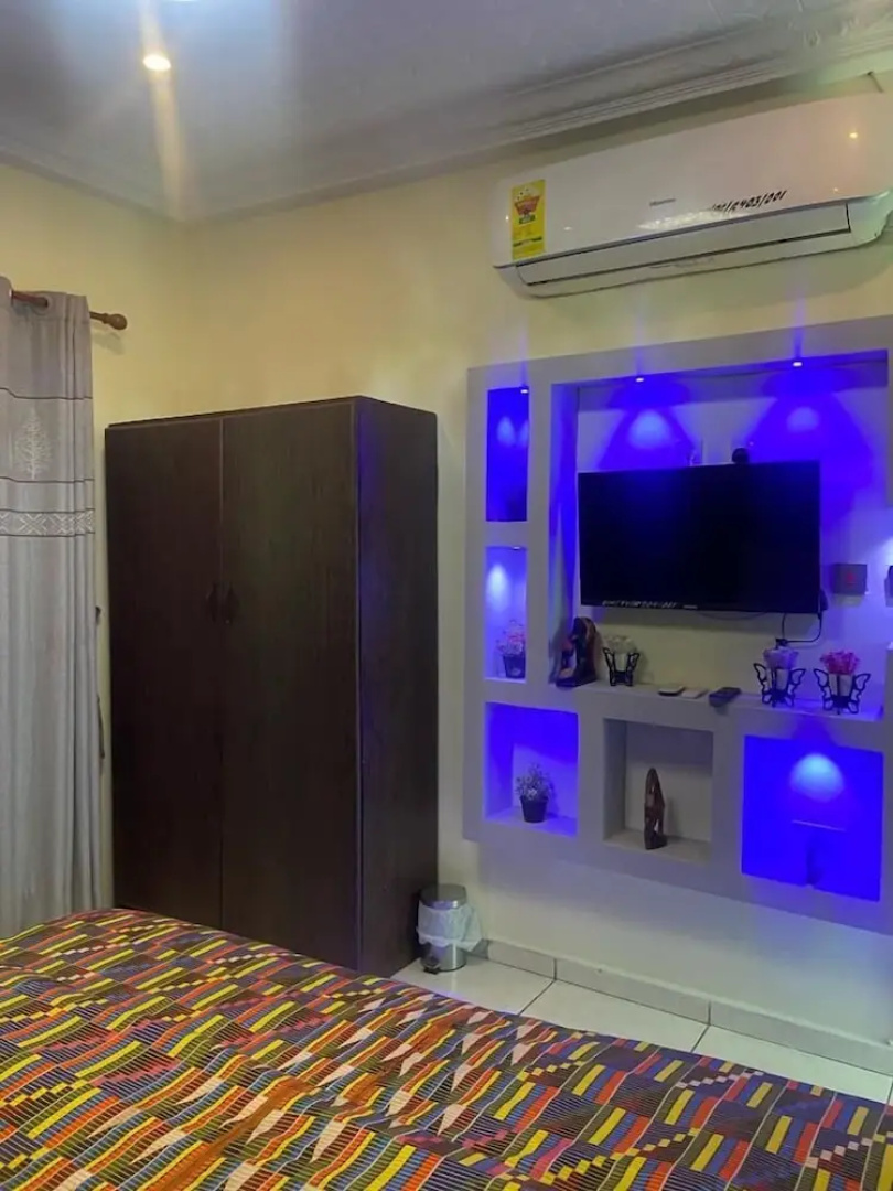 Ultimate Hotel