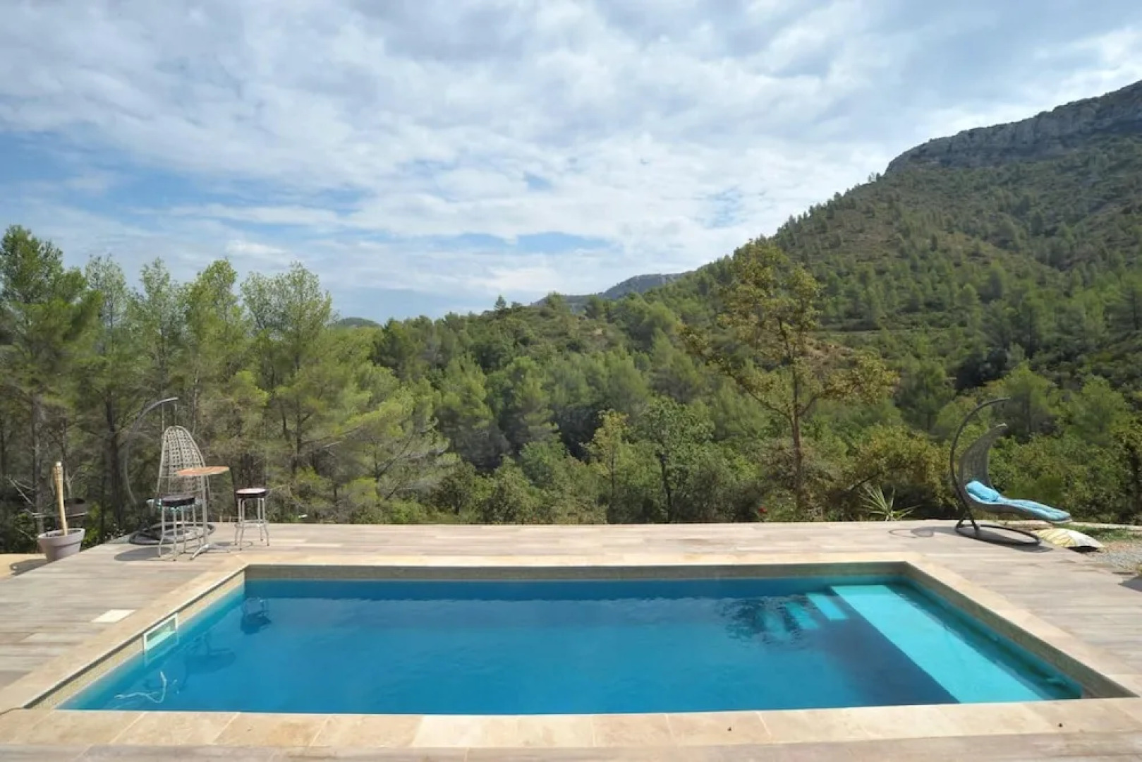 Villa With 3 Bedrooms in Auriol, With Wonderful Mountain View, Private Pool, Enclosed Garden