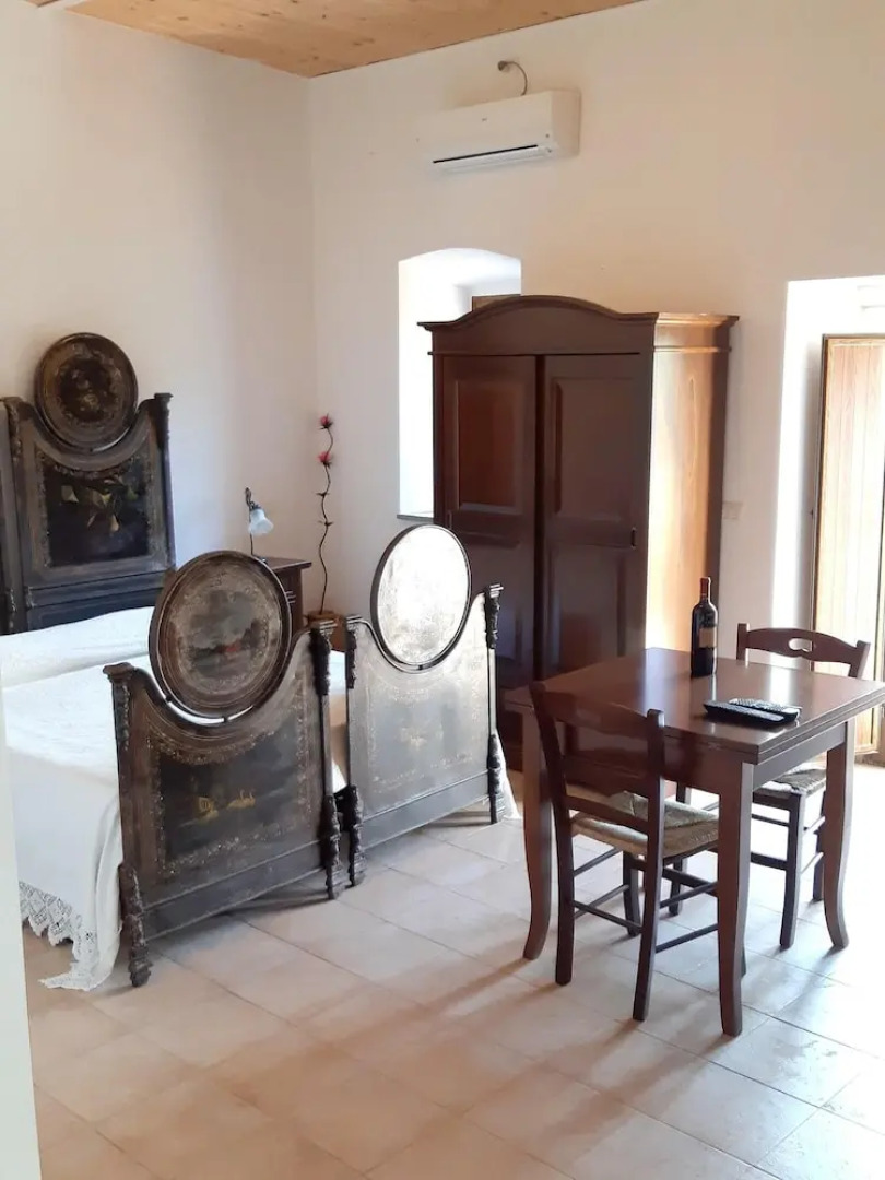 Studio in Badolato, With Wonderful sea View, Pool Access, Furnished Te