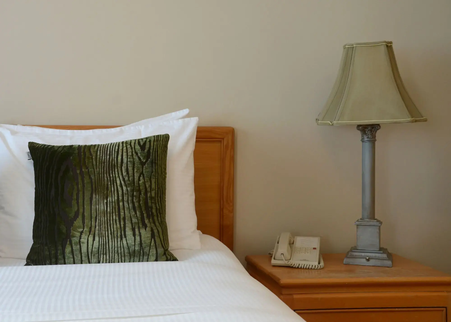 Rosellen Suites At Stanley Park