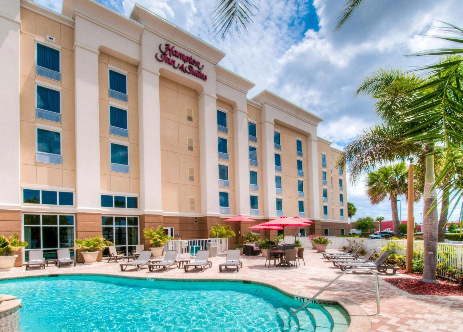 Hampton Inn & Suites Fort Myers - Colonial Blvd
