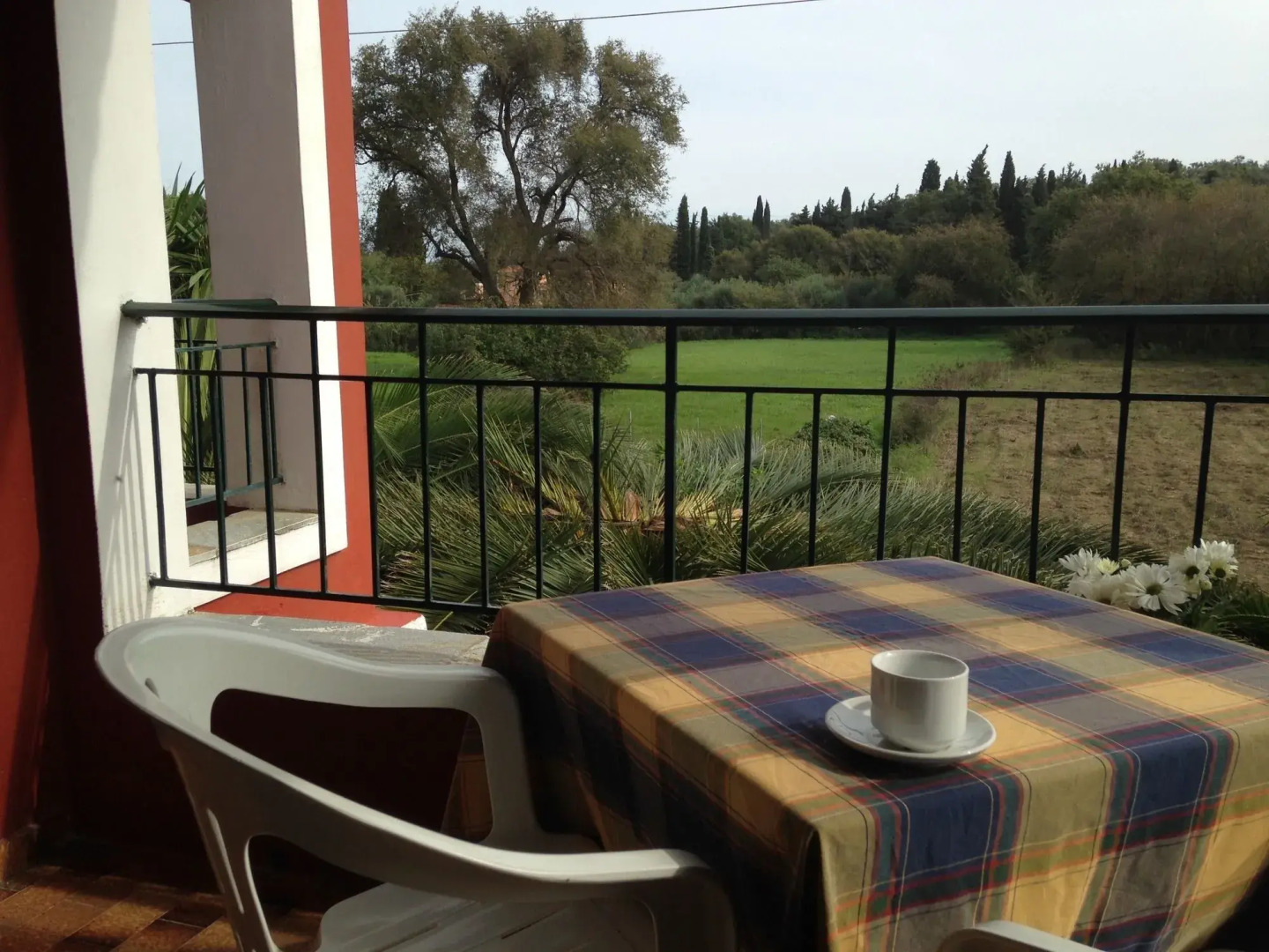 Sunny Dreams Apartments Ipsos