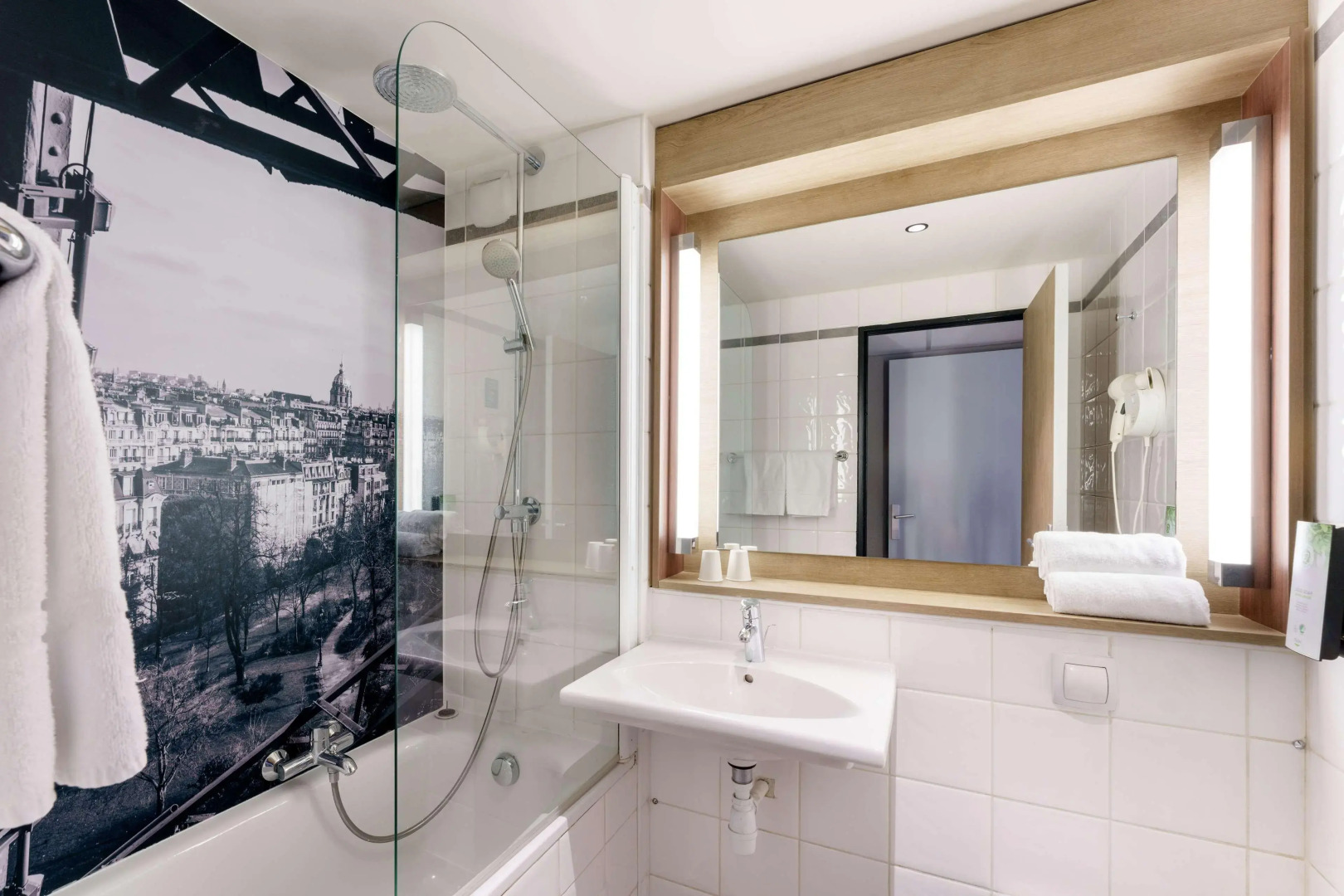 Campanile Paris Ouest - Nanterre - La Défense