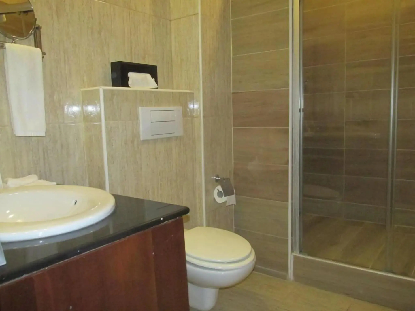 Holiday Inn Accra Airport