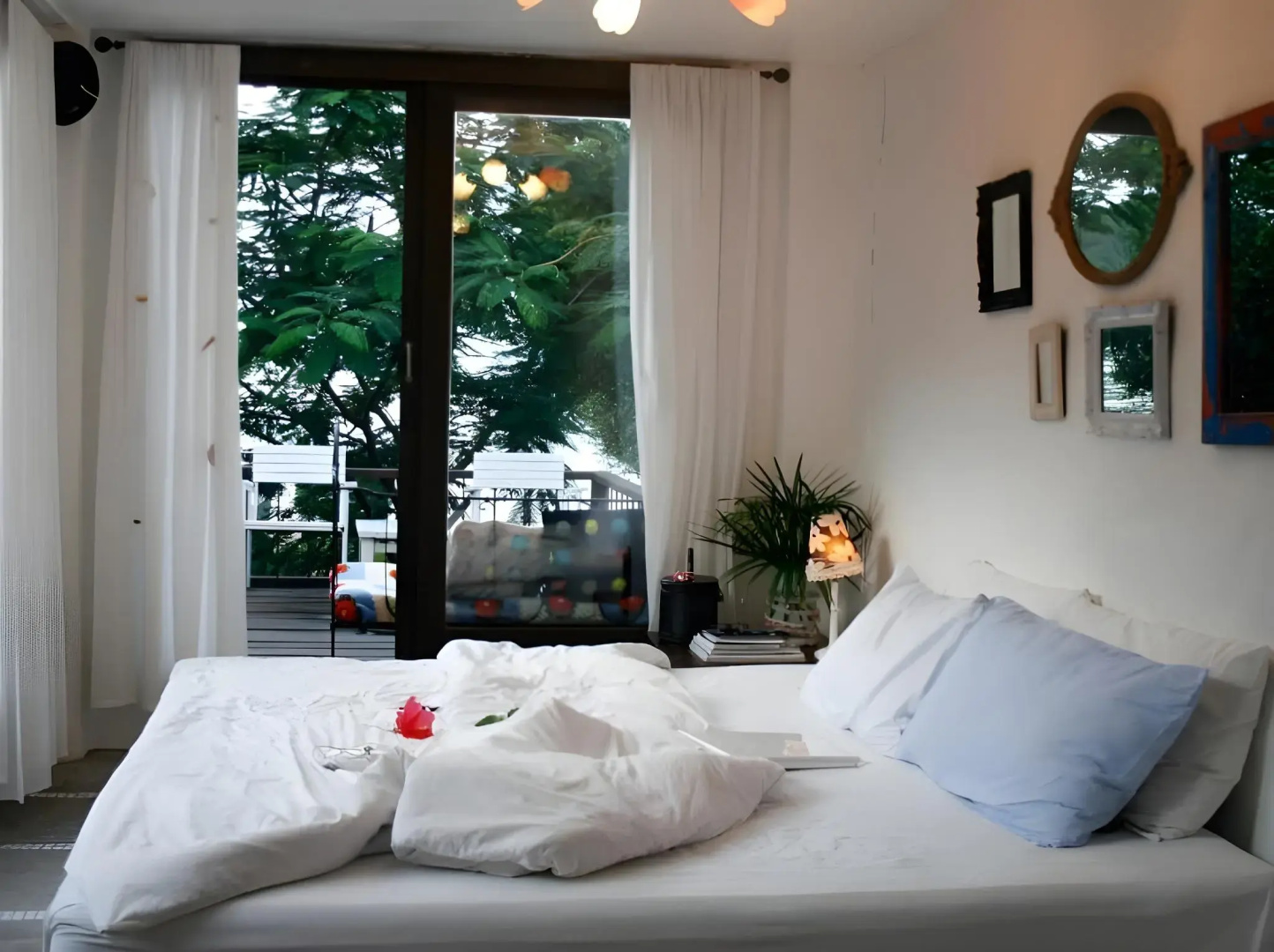Brassiere Beach Resort