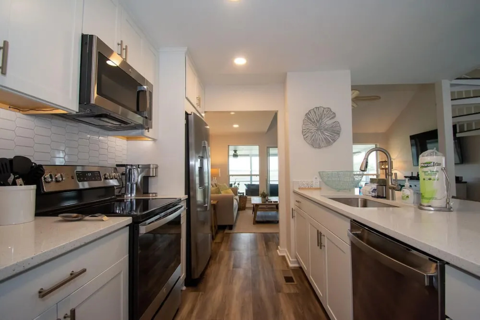 Renovated 2 Br Sleeps 5 With Free Guest Passes