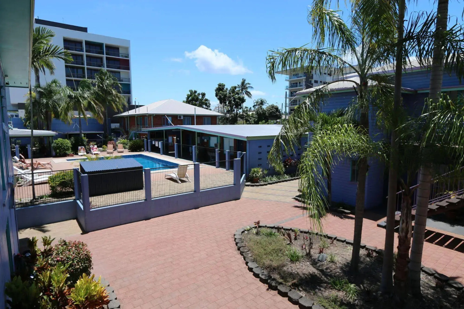 Caravella Backpackers