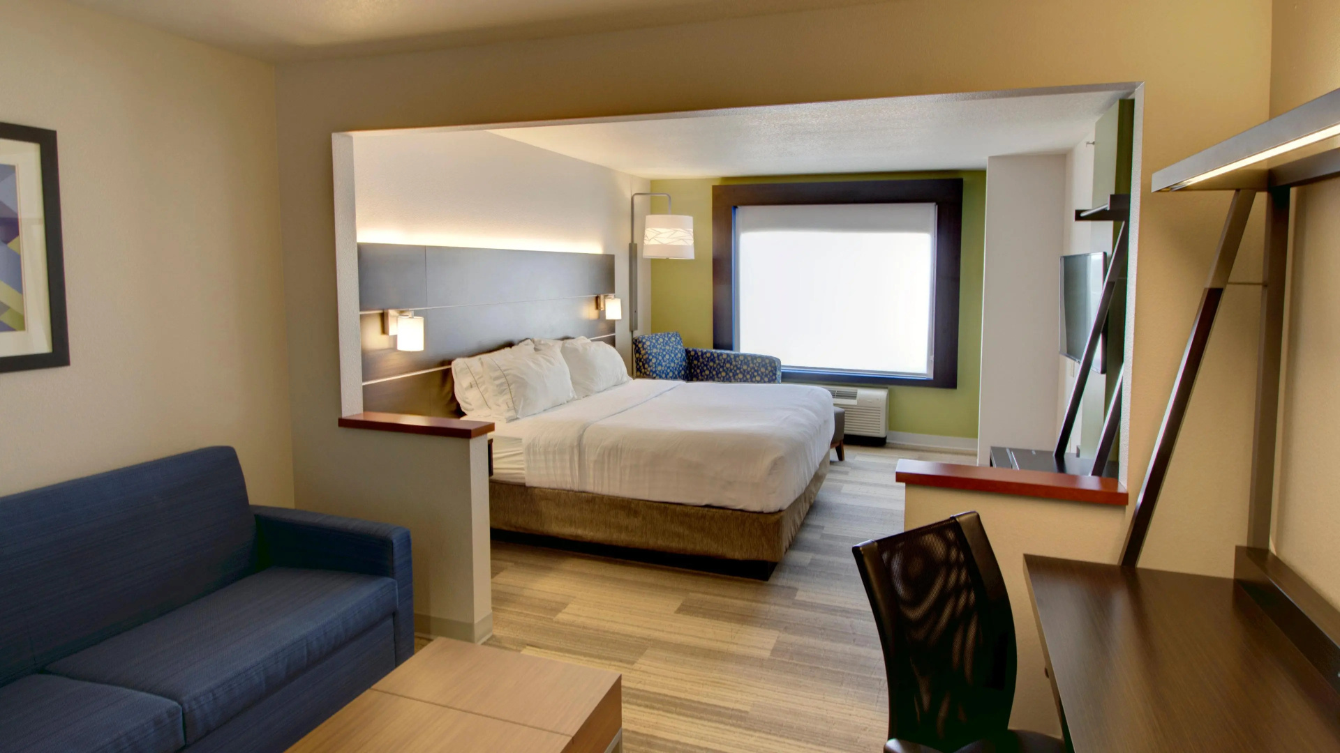 Holiday Inn Express & Suites Sioux Center by IHG