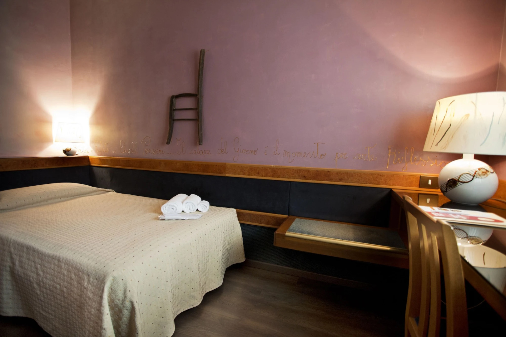 Отель Diplomatic