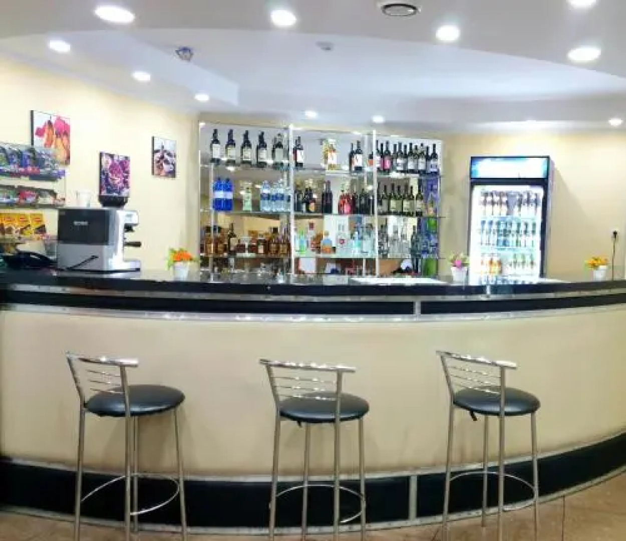 Gostinochyi Kompleks Hillary