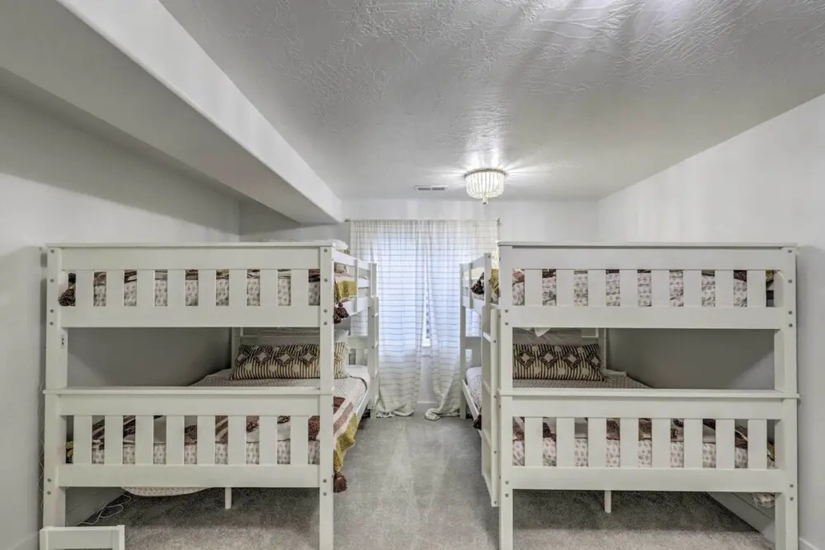 Lovely Vineyard Getaway < 1 Mi to Utah Lake!