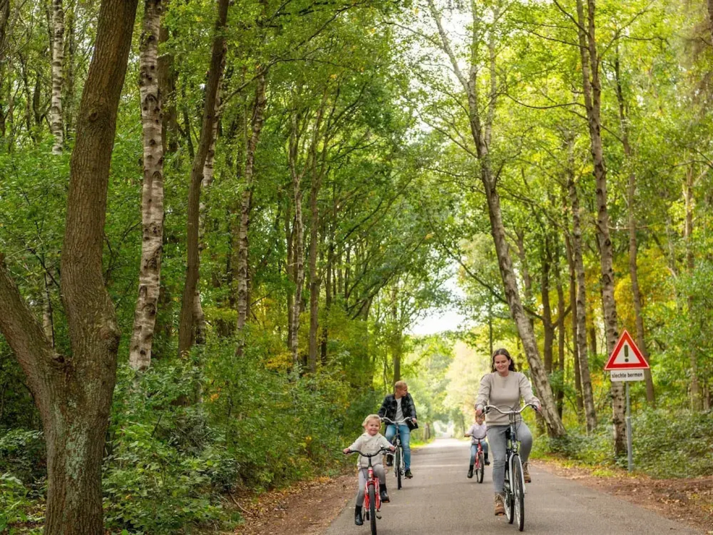 Wooden Chalet Near Three National Parks
