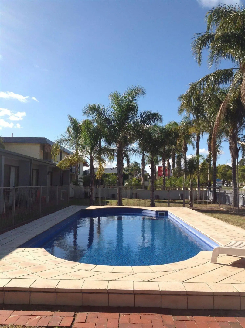 Sunraysia Motel & Holiday Apartments