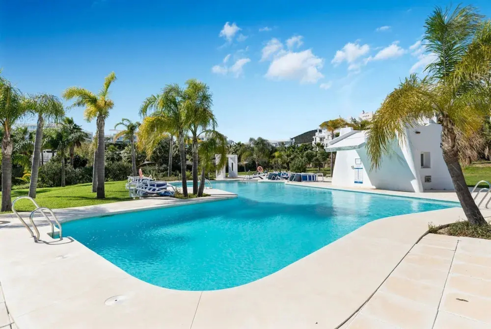 Scenic Apartment in Alcazaba Lagoon Ref M55