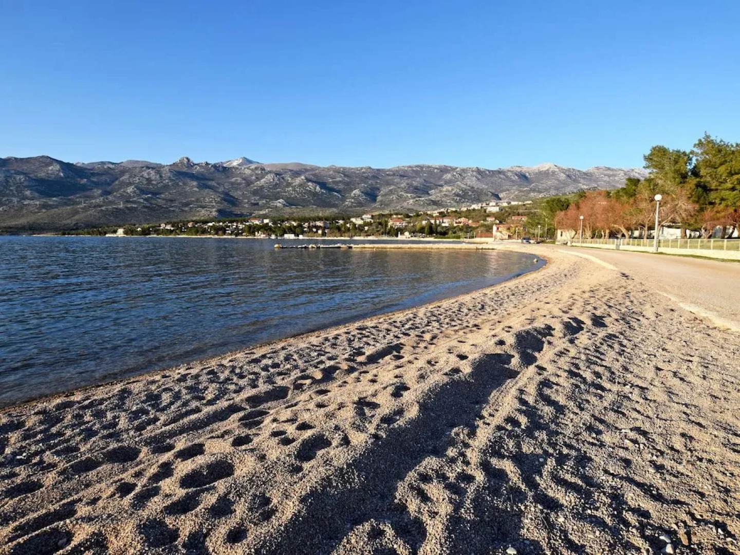 Apartment Boreas-with Panoramic View to the sea and Velebit