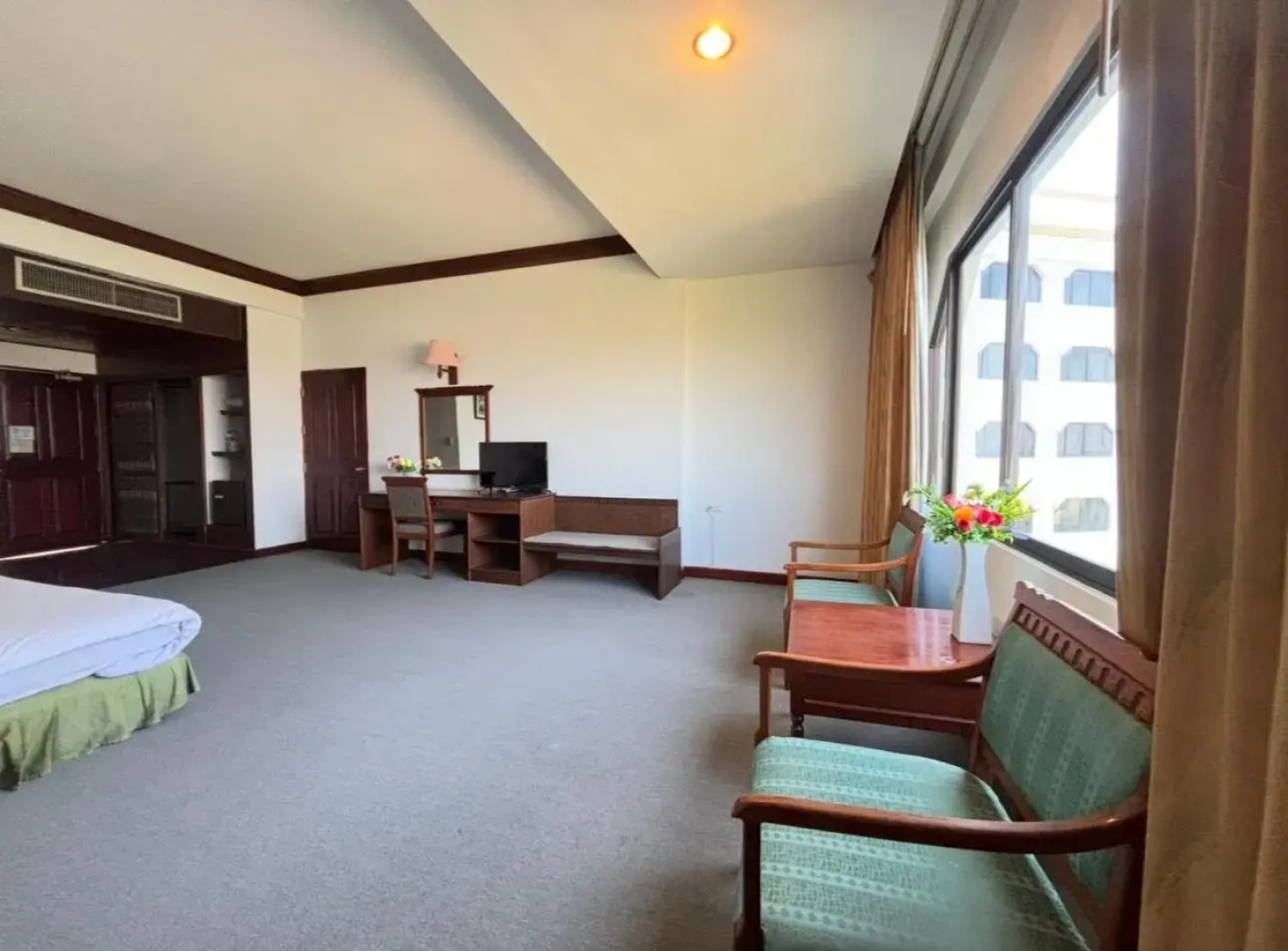 Royal Maekhong Nongkhai Hotel