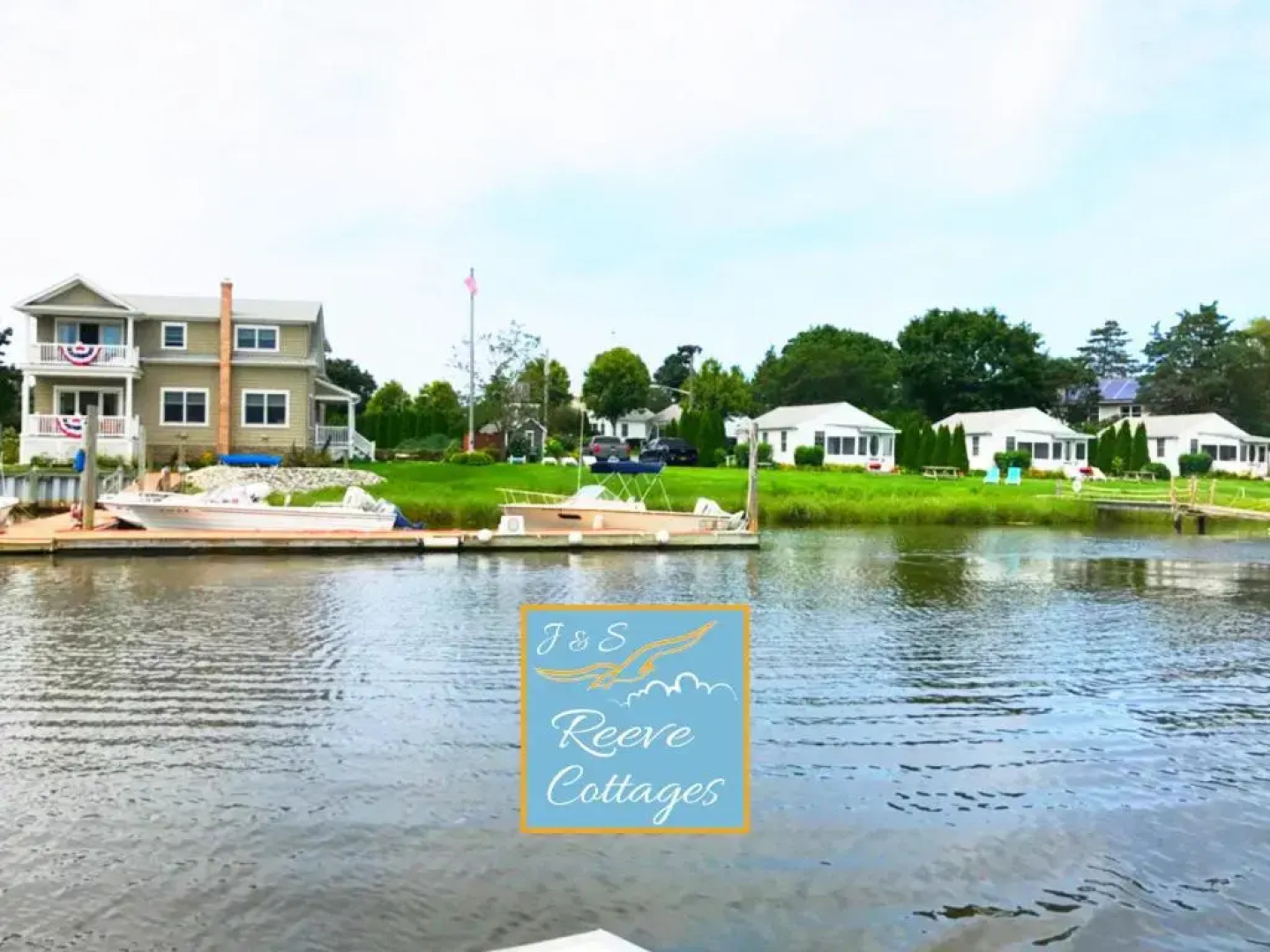 Premier Waterfront Cottage 2