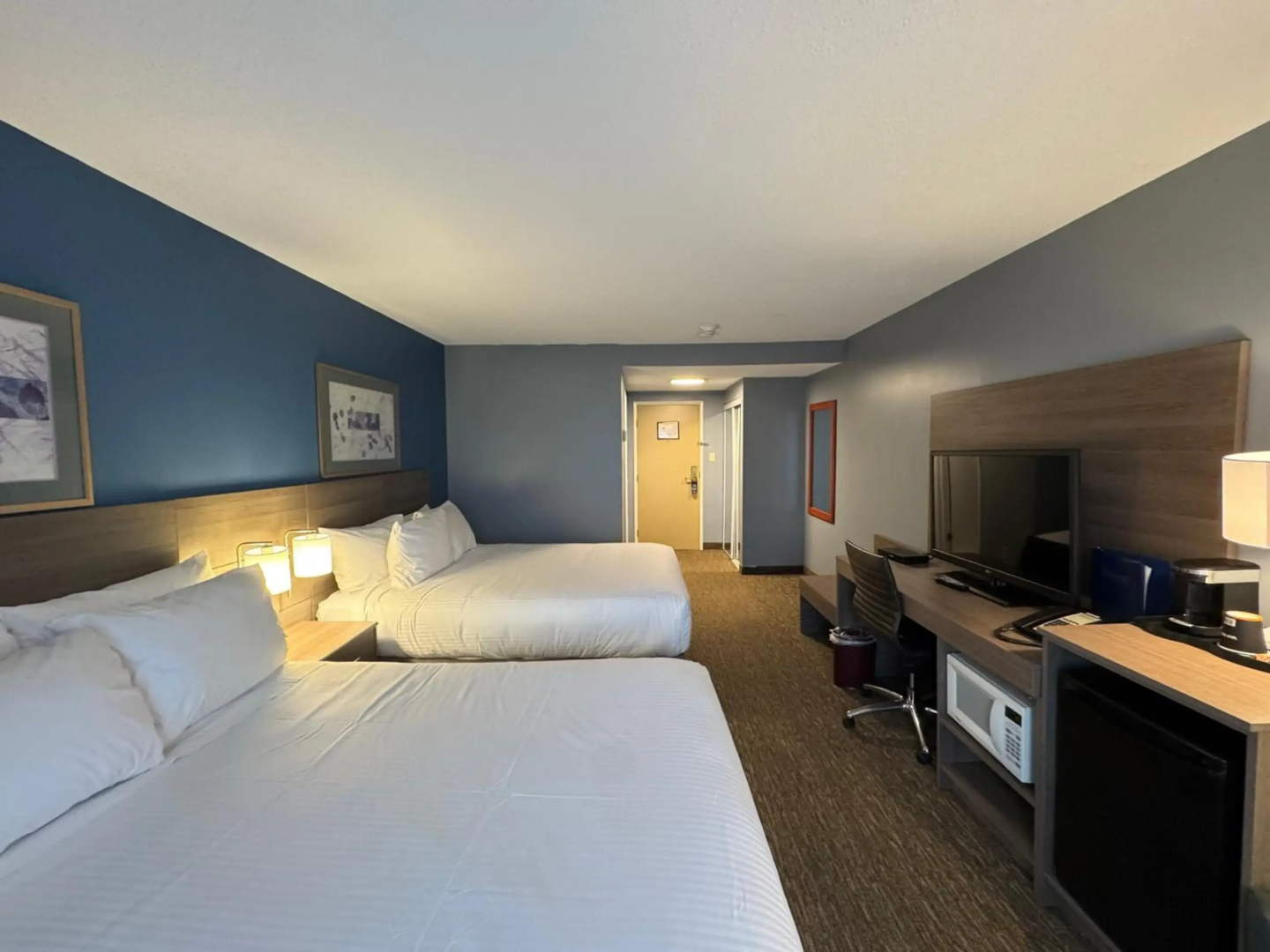 Anchor Inn And Suites