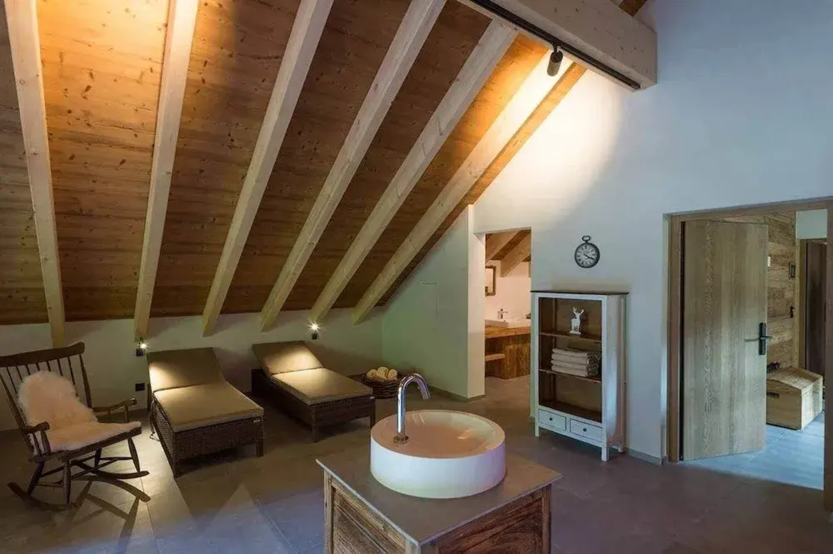 Roagat Hus