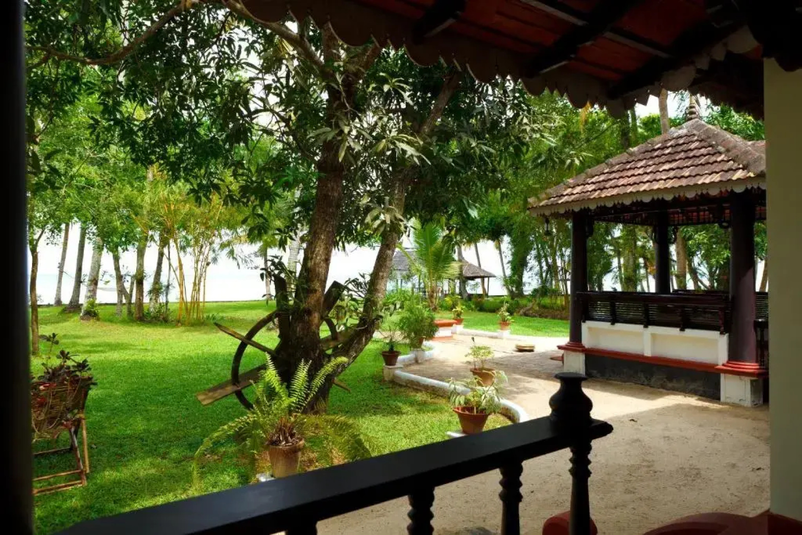 Vembanad House Boutique Back Water Homestay