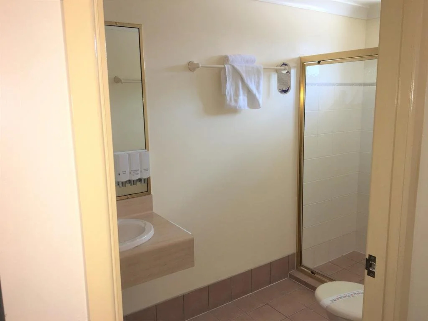 Warwick Vines Motel