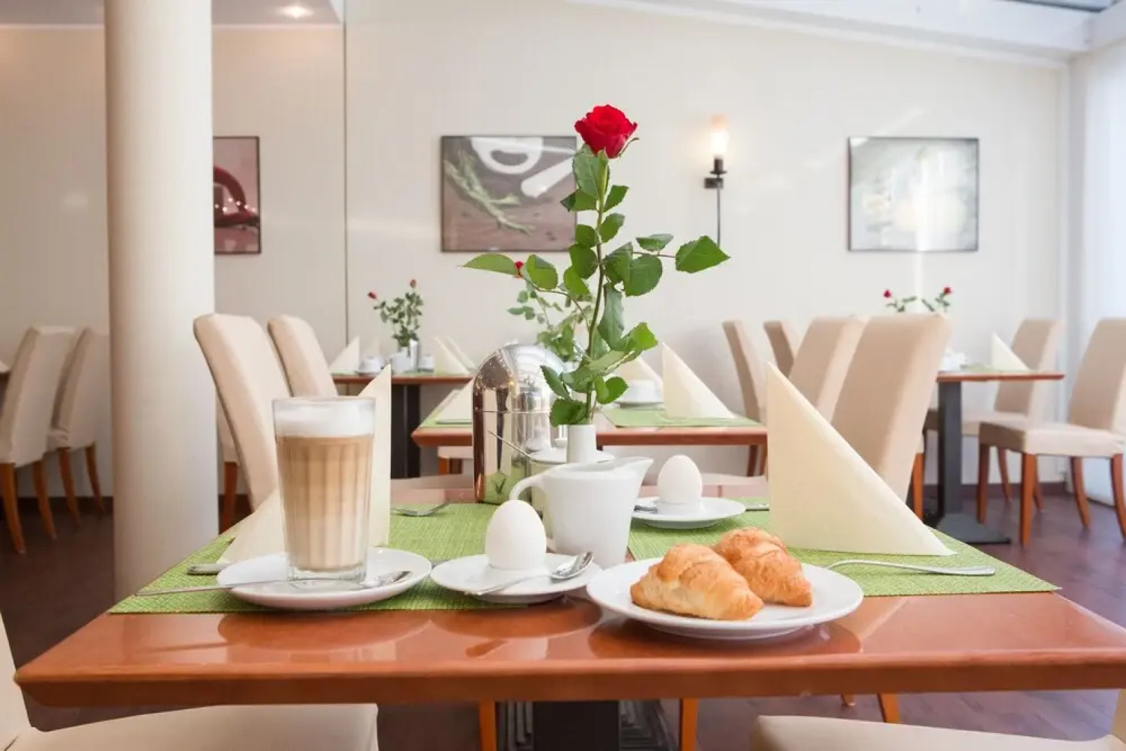 MIKADO Hotel & Suite