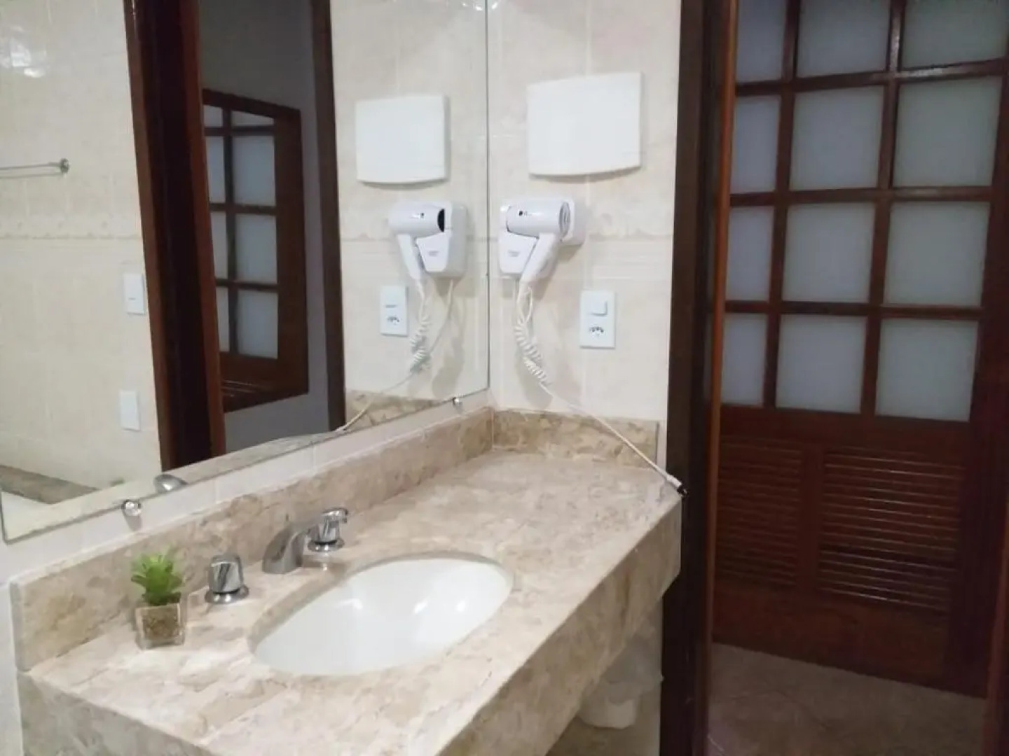 Pousada Caminho das Candeias