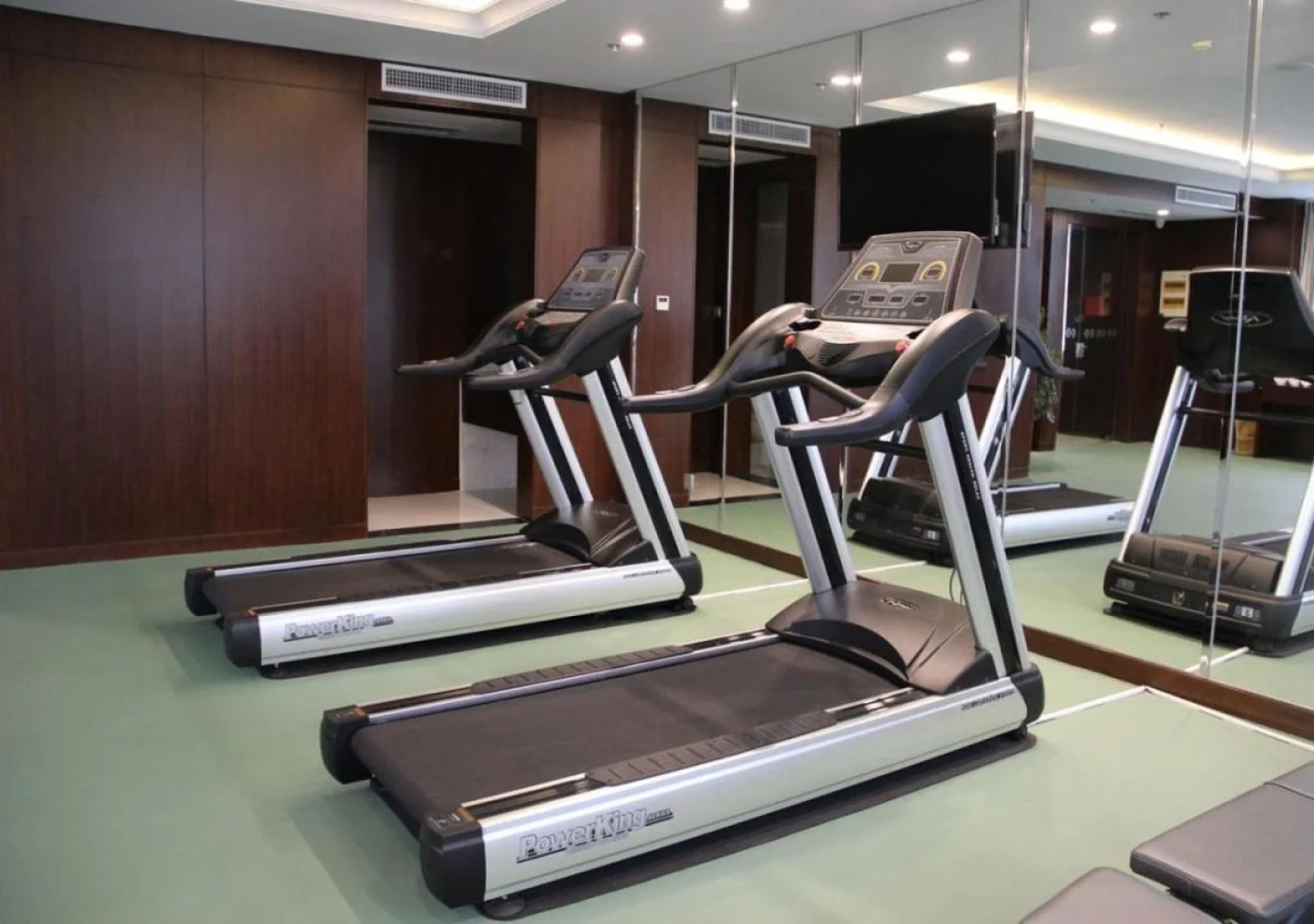 Gloria Plaza Hotel Qingdao