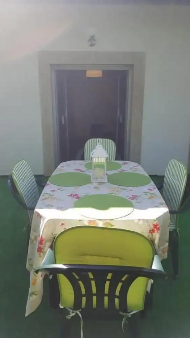 Carvalhosa Apartment