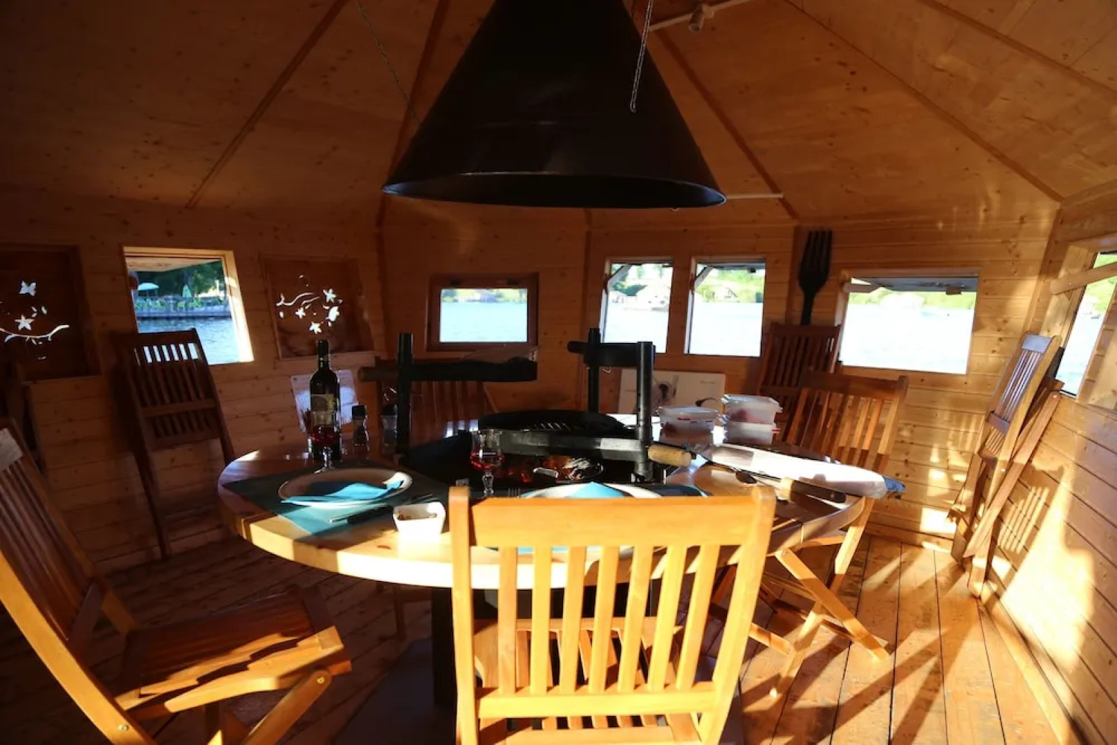 Village Flottant de Pressac