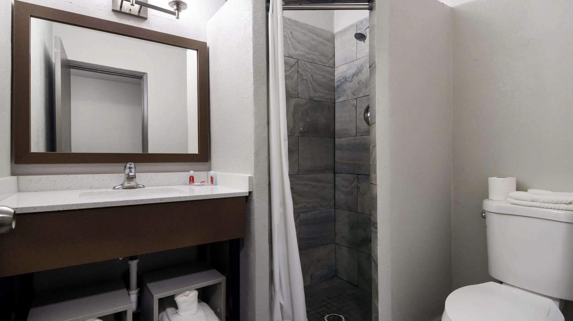 Econo Lodge Portage