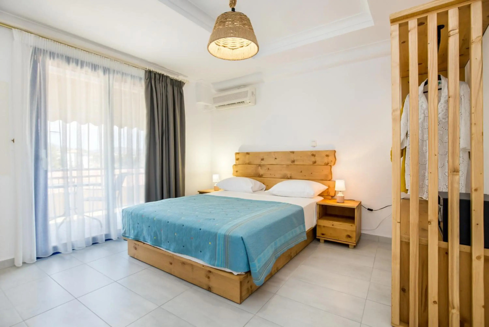 Rodon House Aparthotel