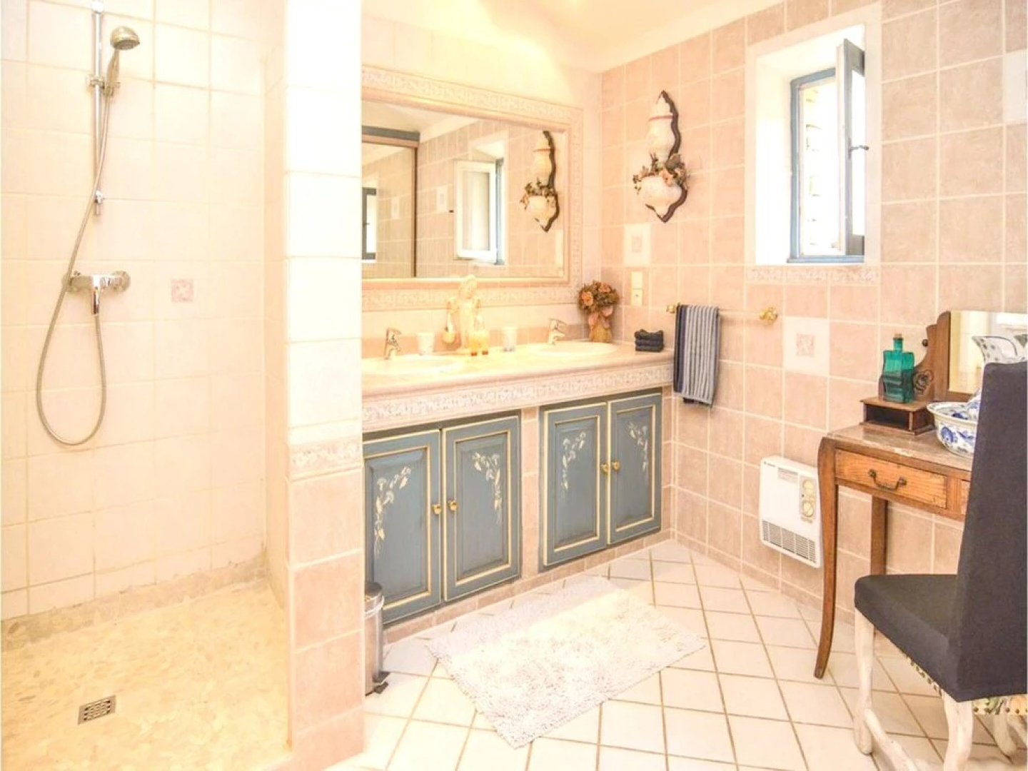 Villa With 4 Bedrooms in Orgon, With Private Pool, Enclosed Garden and